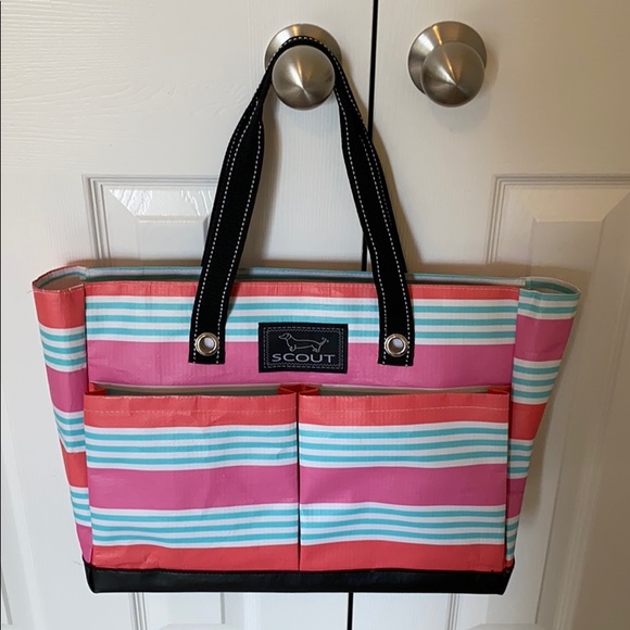 Scout Handbags - Scout Uptown Girl Pocket Tote